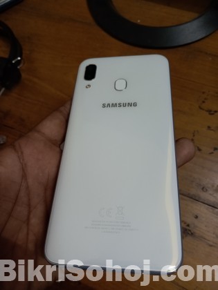 Samsung A30